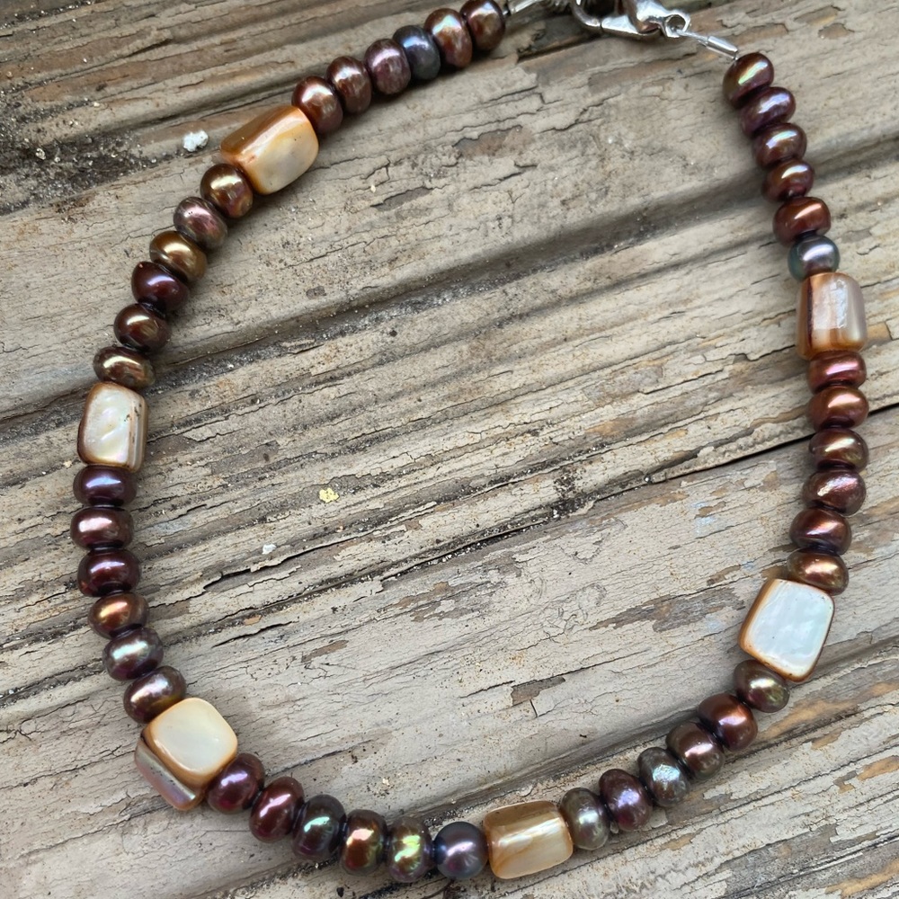 Ankle bracelet handcrafted with pearls & shells